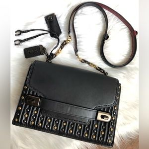 Coach Swagger Chain Crossbody With Quilting And Rivets